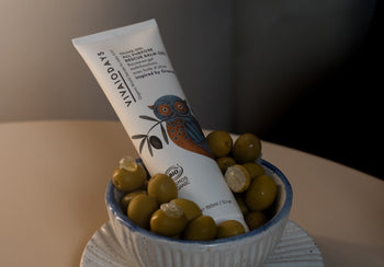 greek olive in vivaiodays rescue balm gel